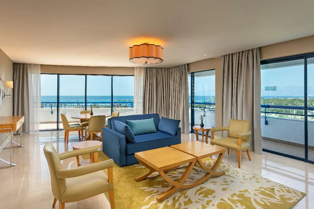 JUNIOR SUITE STANDARD Room, Titanic Deluxe Lara, Antalya
