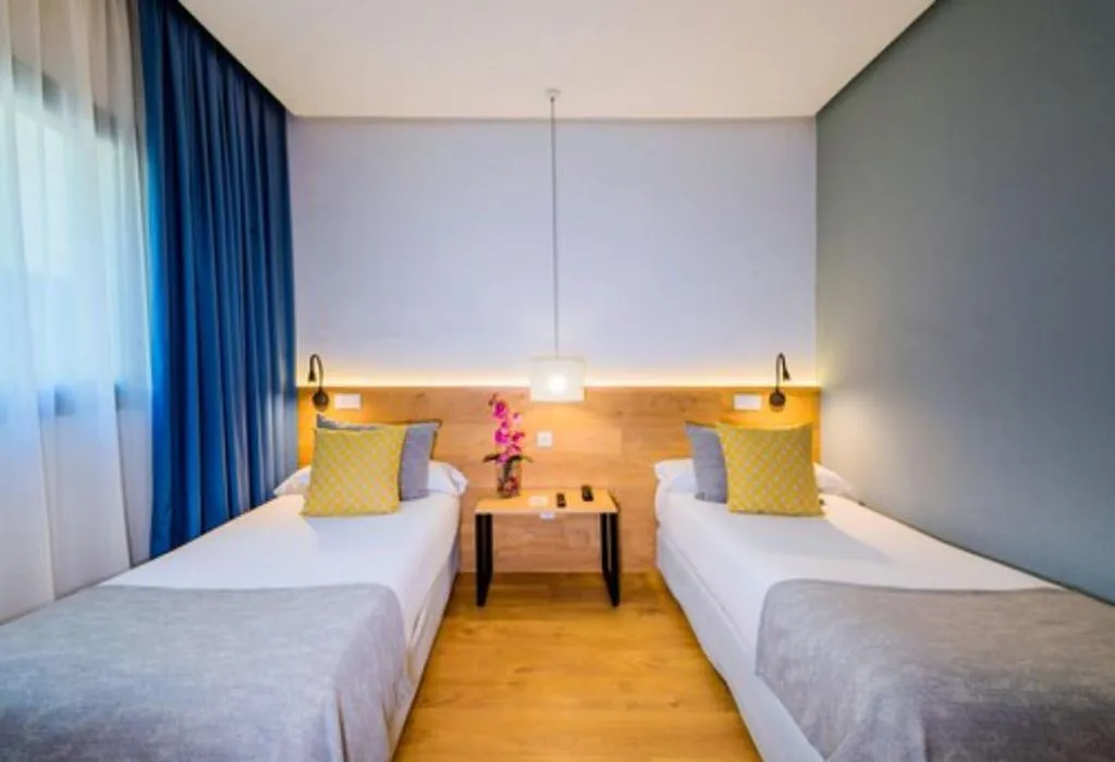 Room, Porcel Aida, Madrid