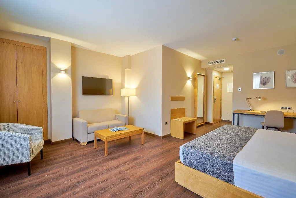 JUNIOR SUITE CAPACITY 2 Room, Guadalmedina, Costa Del Sol