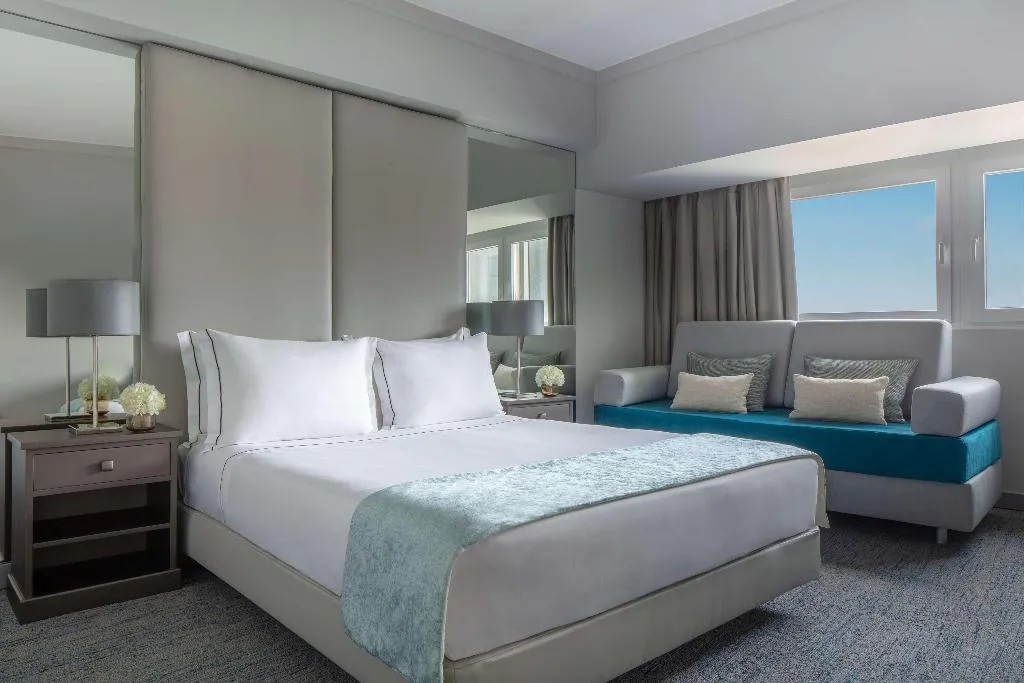 FAMILY ROOM STANDARD Room, Tivoli Oriente Lisboa Hotel, Lisbon