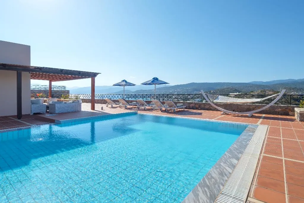 VILLA FOUR BEDROOMS Room, Miramare Resort & Spa, Crete