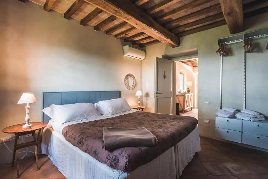 Room, Nikis Resort, Umbria