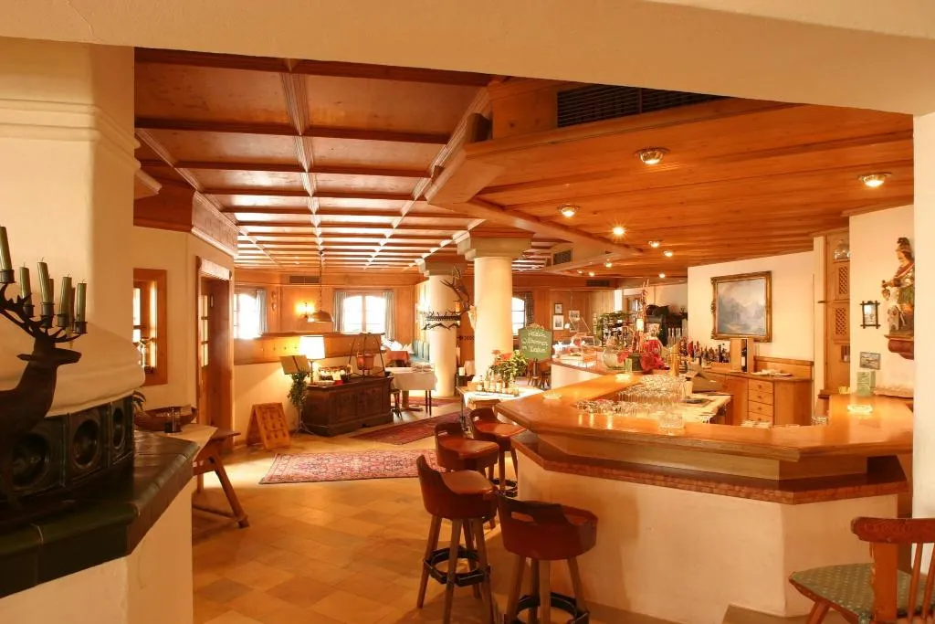 Bar, Hotel Zum Hirschen, Salzburg