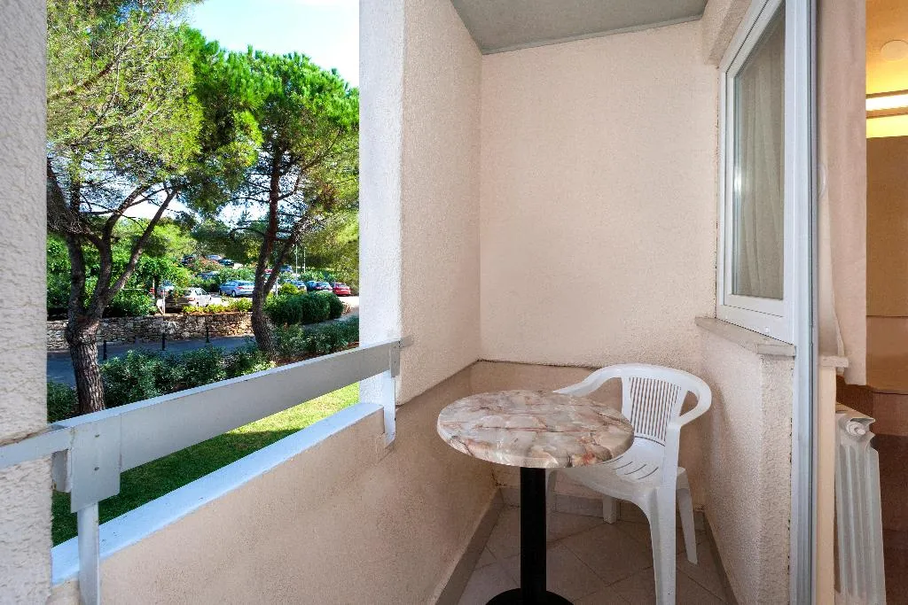 SINGLE WITH BALCONY Room, Hotel Delfin Plava Laguna, Istria