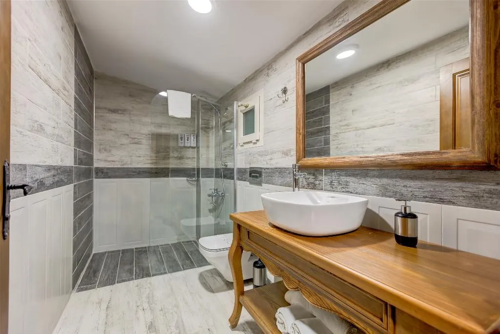 DOUBLE DELUXE WITH TERRACE Room, Navali̇a Otel, Izmir