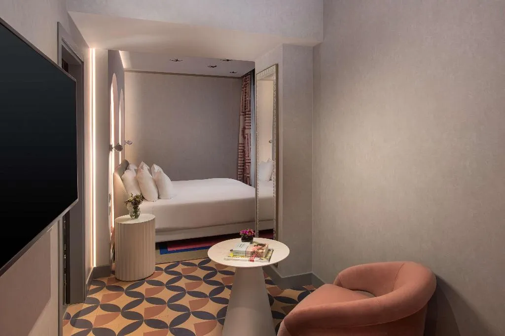 Room, nhow Roma Vittorio Veneto, Rome