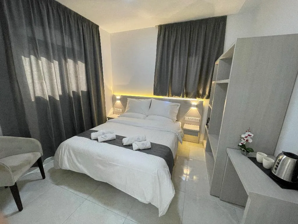 Double or Twin ONE BEDROOM ONE BATHROOM Room, La Veranda De Larnaca Hotel, Cyprus