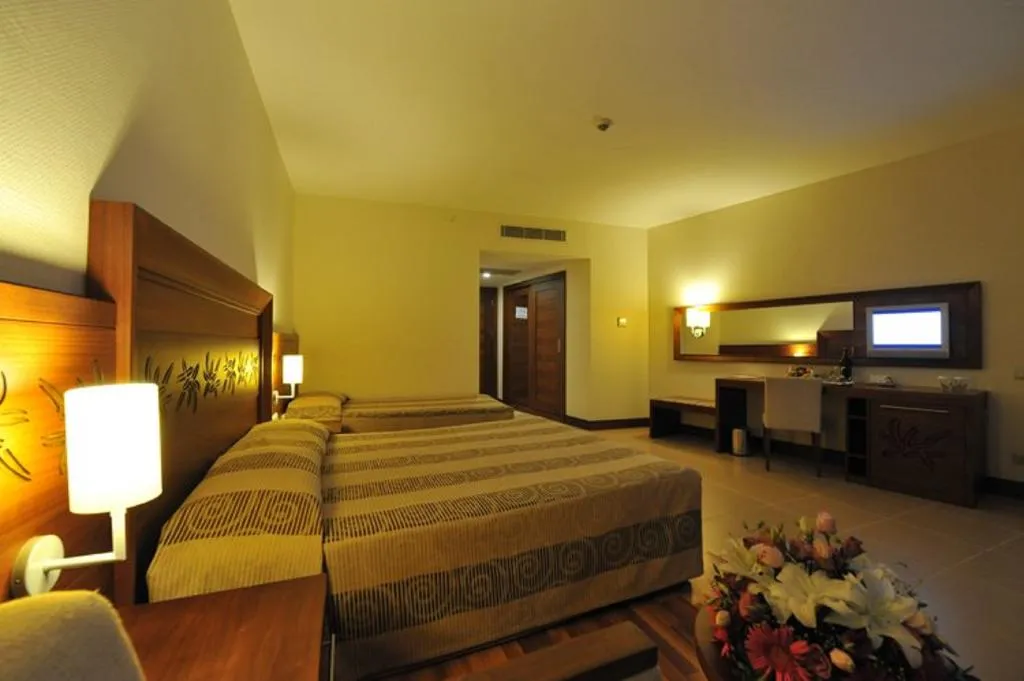 JUNIOR SUITE SEA VIEW Room, Kirman Leodikya Resort, Antalya