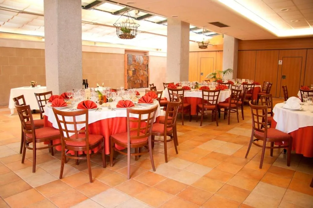 Restaurant, Hospedium Hotel Los Lanceros, Madrid