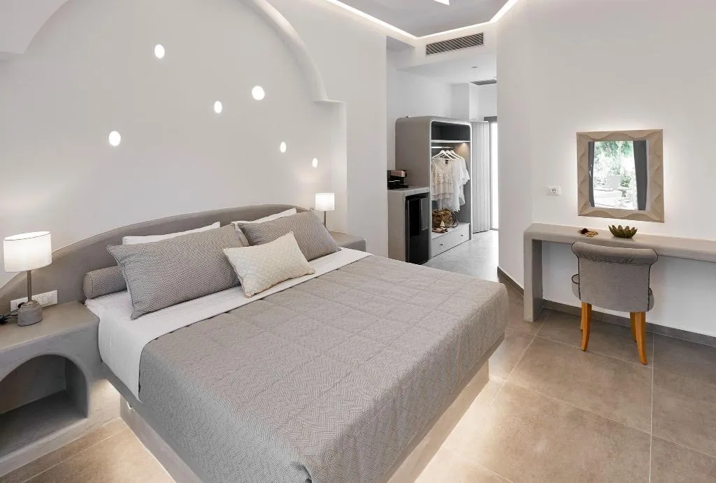 Room, Amara Suites Santorini, Santorini