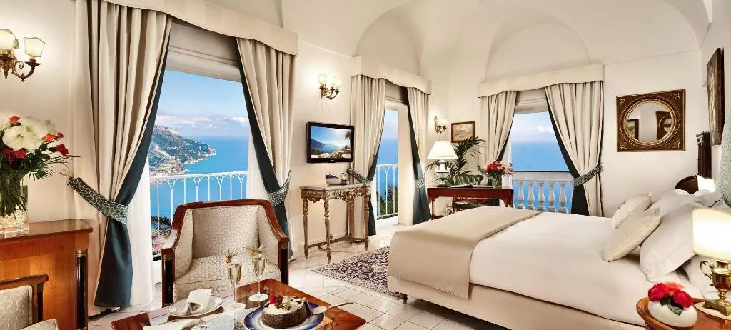 Room, Palazzo Avino, Naples