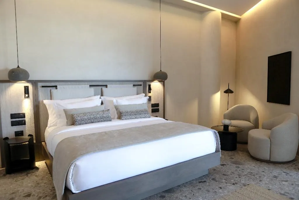 SUITE WITH JACUZZI Room, Aeonic Suites & Spa, Mykonos