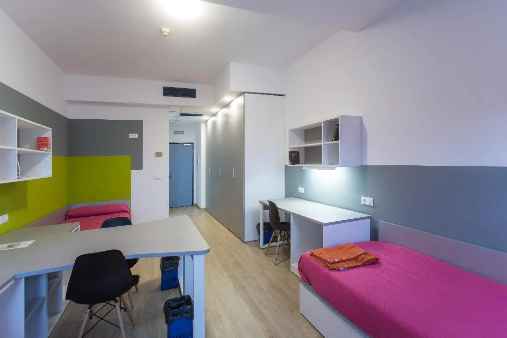 Room, Albergue Juvenil Colegio Mayor Galileo Galilei, Valencia
