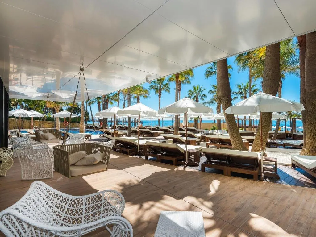Terrace, Amàre Beach Hotel Marbella, Costa Del Sol
