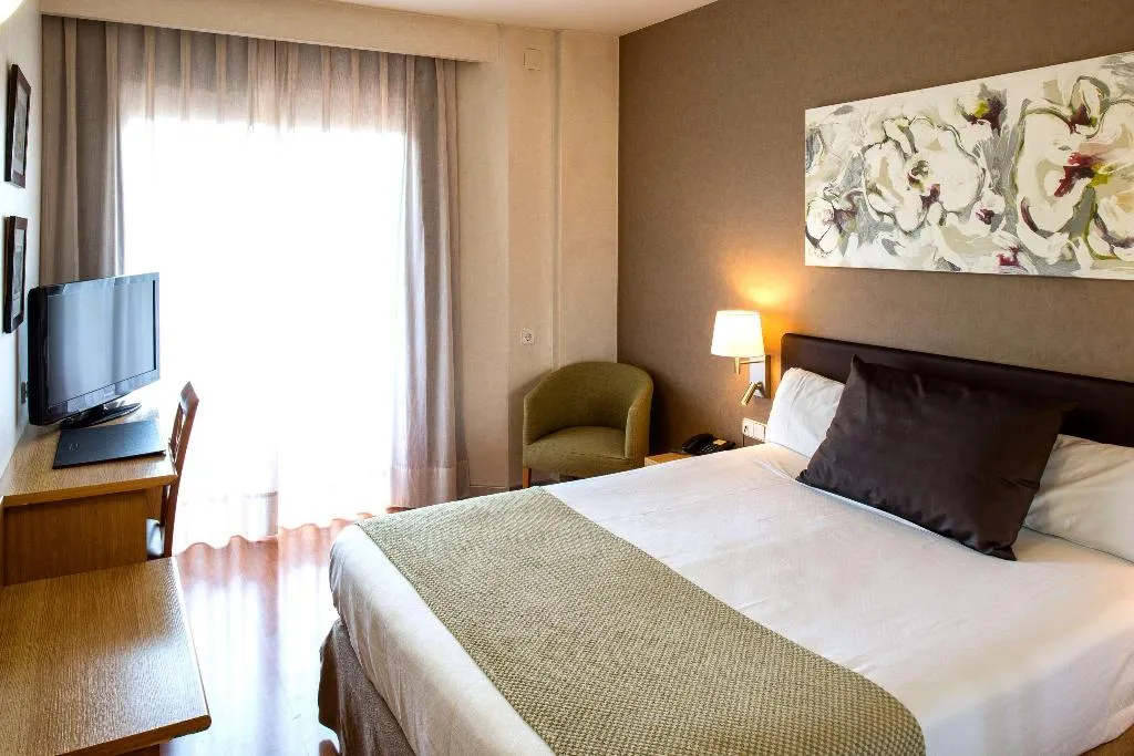 Room, Catalonia Albeniz, Barcelona