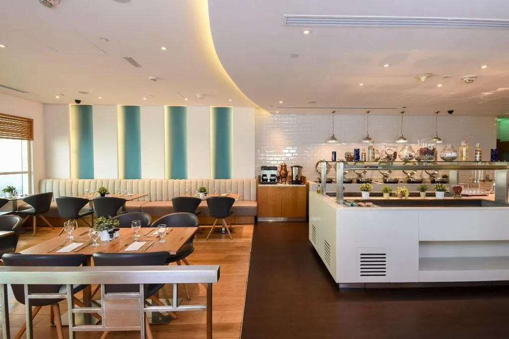 Restaurant, Premier Inn Silicon Oasis, Dubai