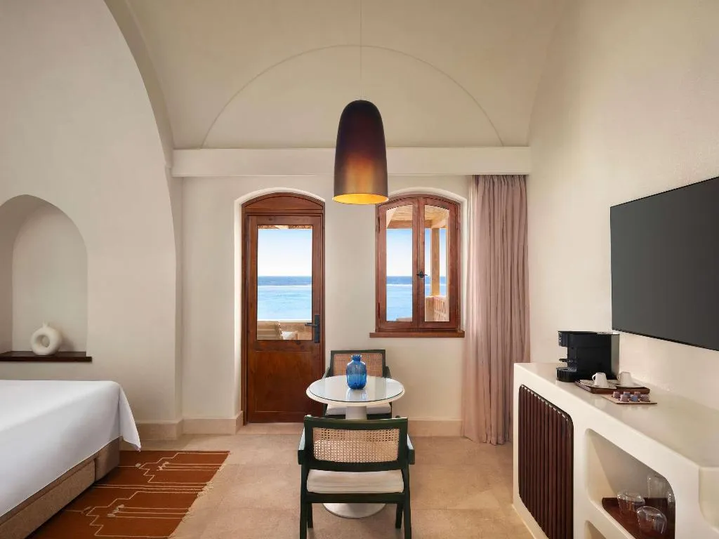DOUBLE SUPERIOR PARTIAL OCEAN VIEW Room, Mövenpick Resort El Quseir, Red Sea Riviera