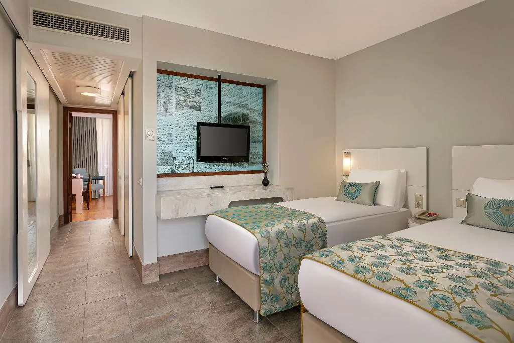 FAMILY ROOM ANNEX Room, Titanic Deluxe Lara, Antalya