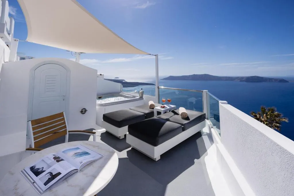 Room, Nevma Suites, Santorini