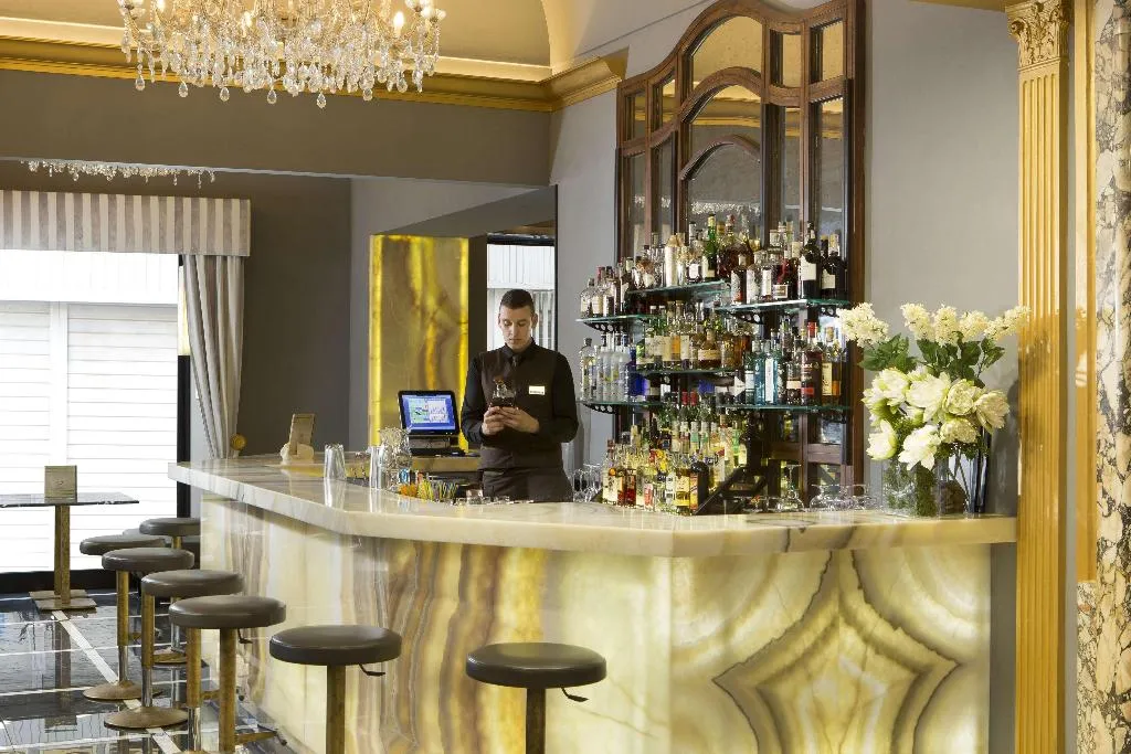 Bar, Golden Tulip Rome Piram, Rome