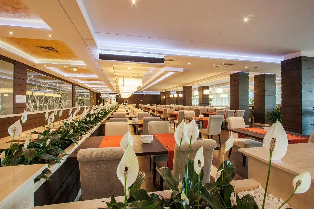 Restaurant, International Hotel Casino & Tower Suites, Varna