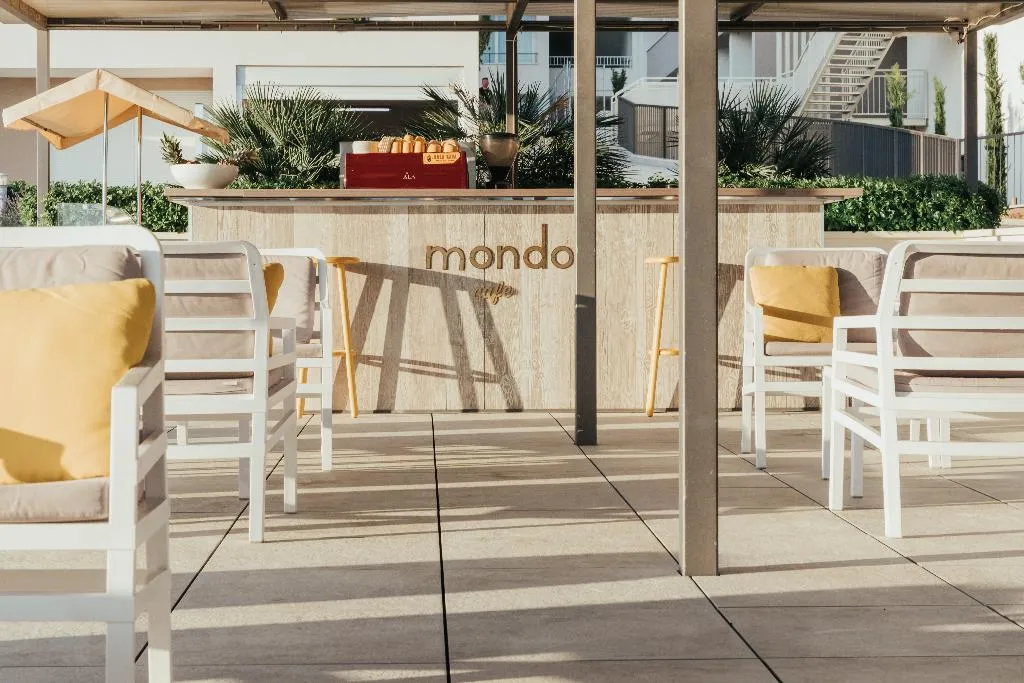 Bar, Romana Beach Apartments, Split