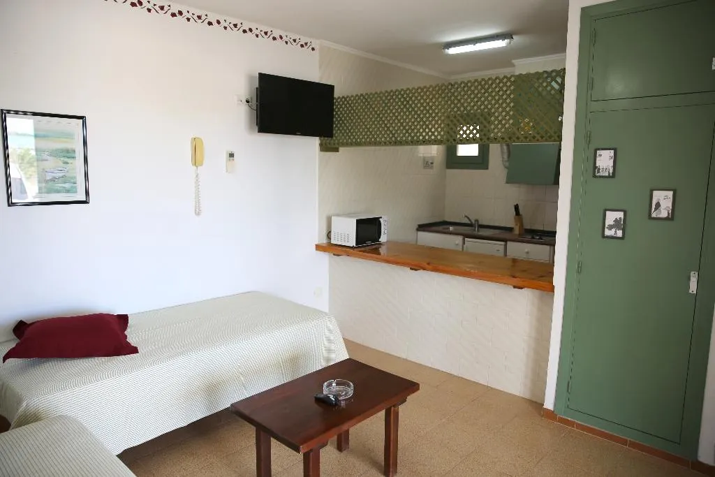 STUDIO STANDARD Room, Apartamentos Mar y Sal, Ibiza