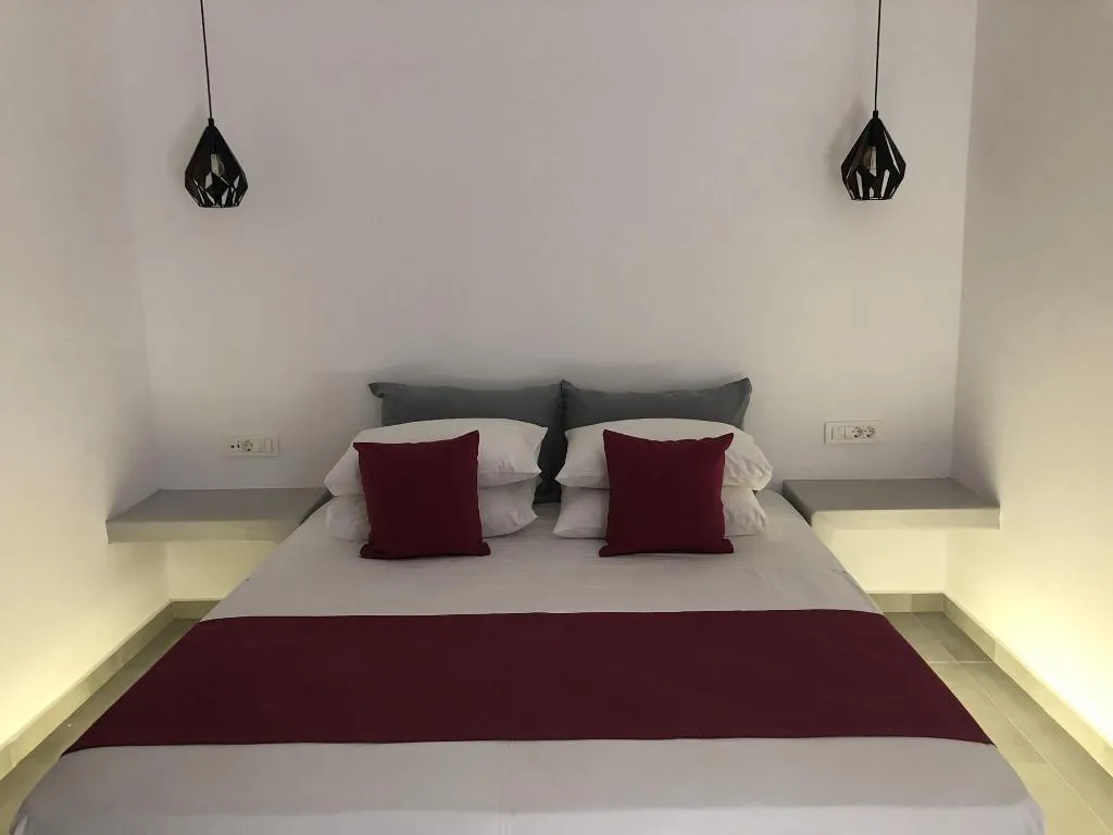Room, Dragonfly Villas, Santorini