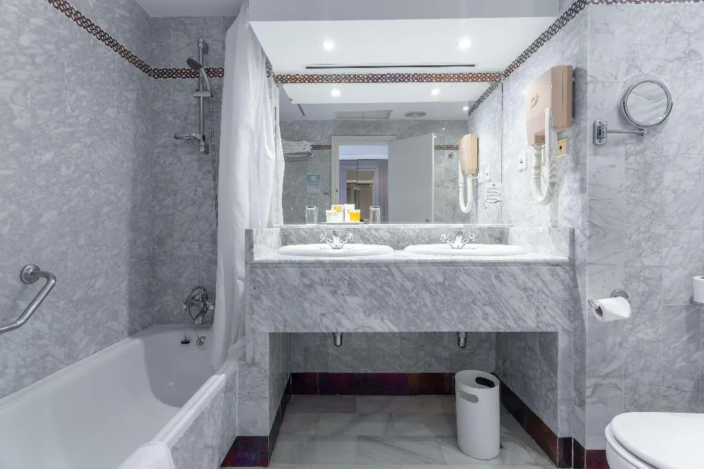 Room, Abades Benacazon, Seville