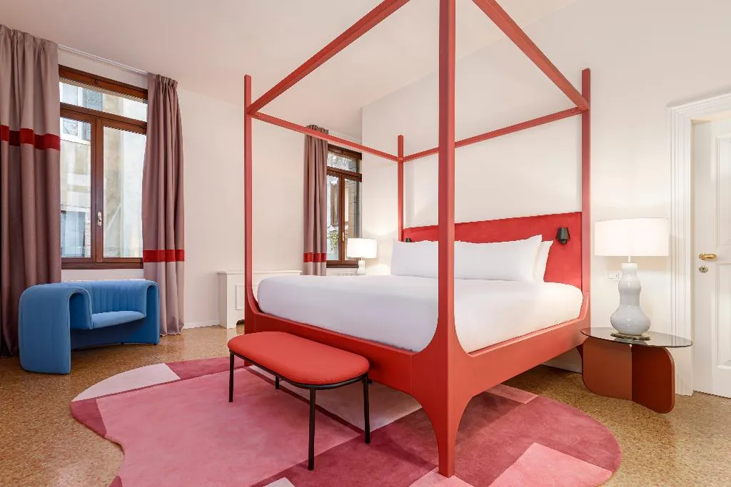 APARTMENT STANDARD Room, Palazzo Dei Fiori By Room Mate, Venice