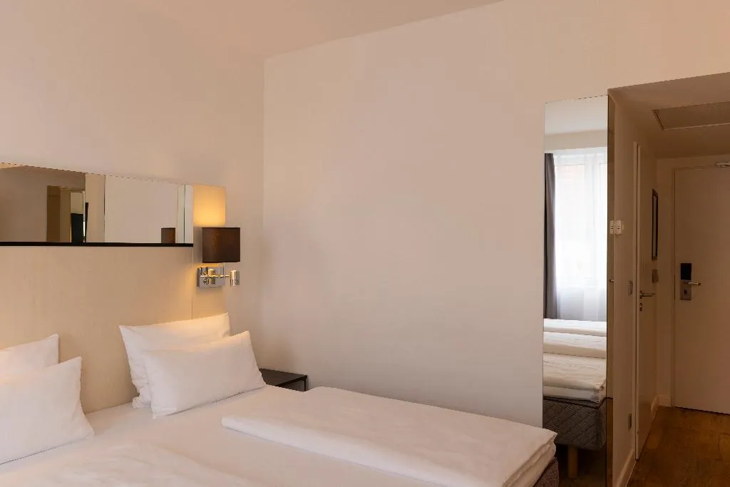 FAMILY ROOM STANDARD Room, Scandic Berlin Kurfürstendamm, Berlin
