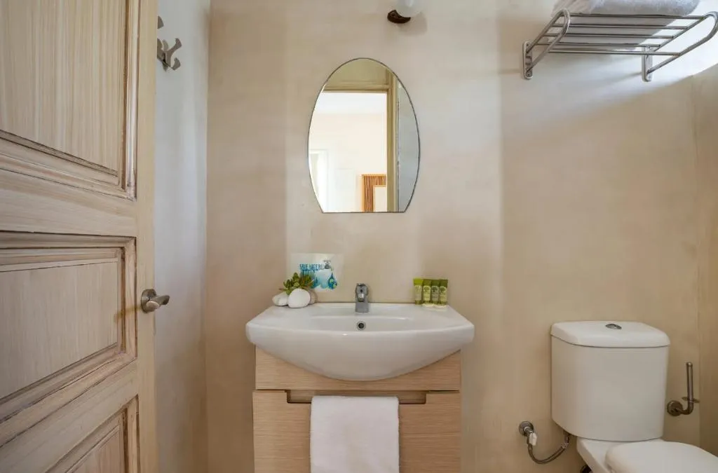 TRIPLE SUPERIOR SEA VIEW Room, Olia Hotel, Mykonos