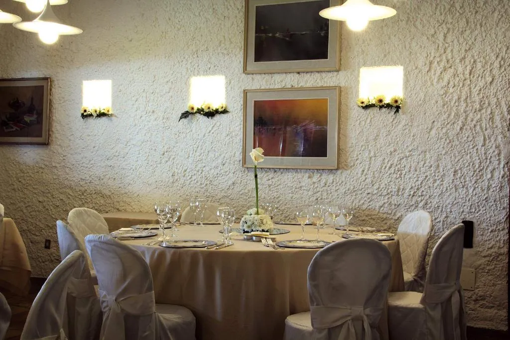 Restaurant, Hotel Della Baia, Naples