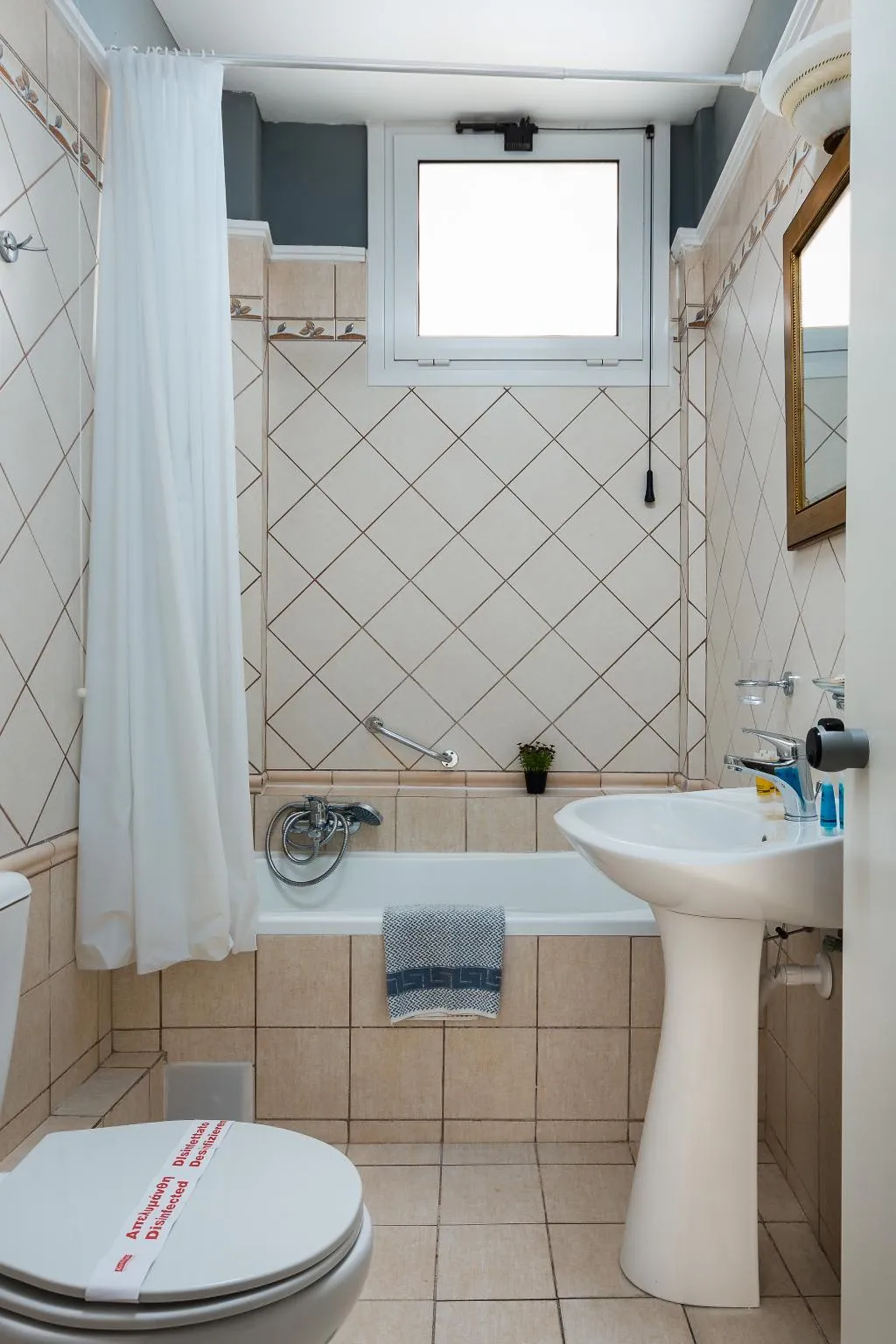 SINGLE WITH BALCONY Room, Arion, Corfu