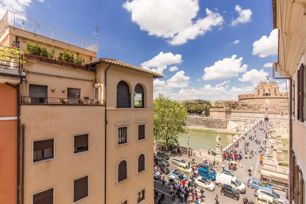 General view, The Bridge Suites, Rome