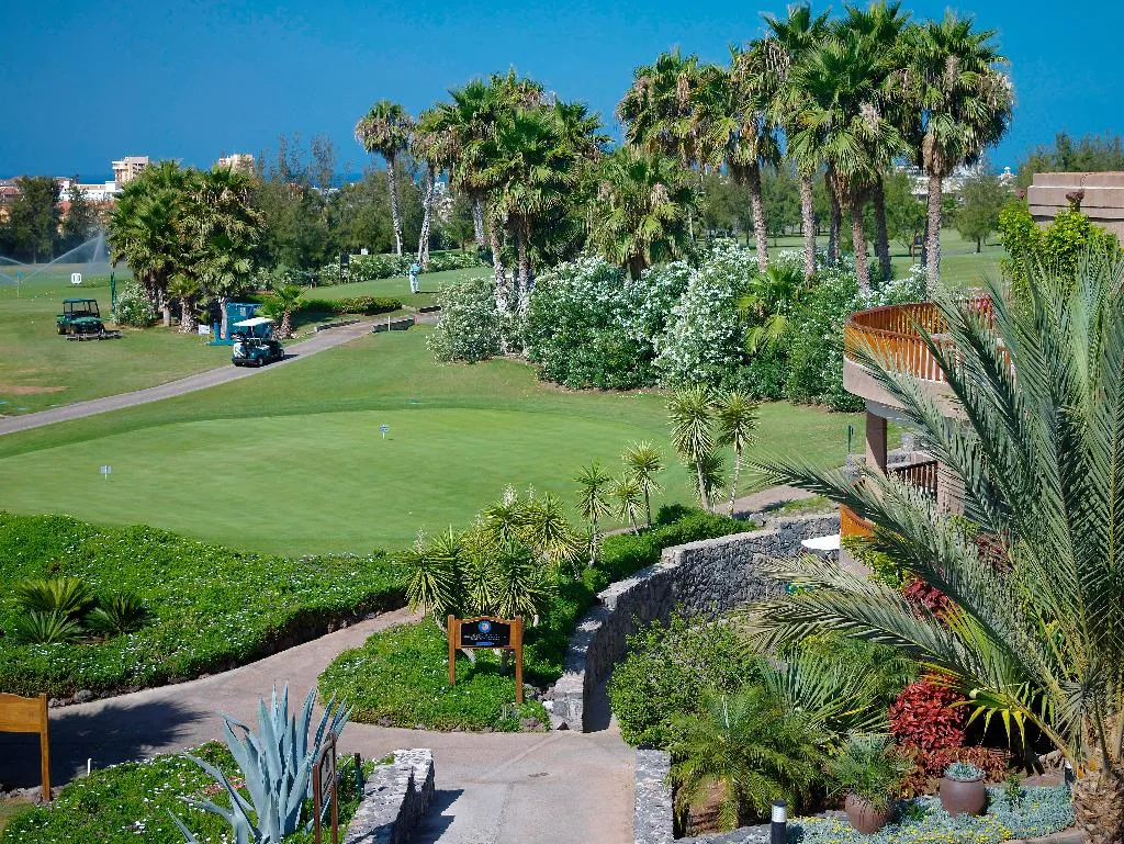 Sports and Entertainment, Las Madrigueras, Tenerife