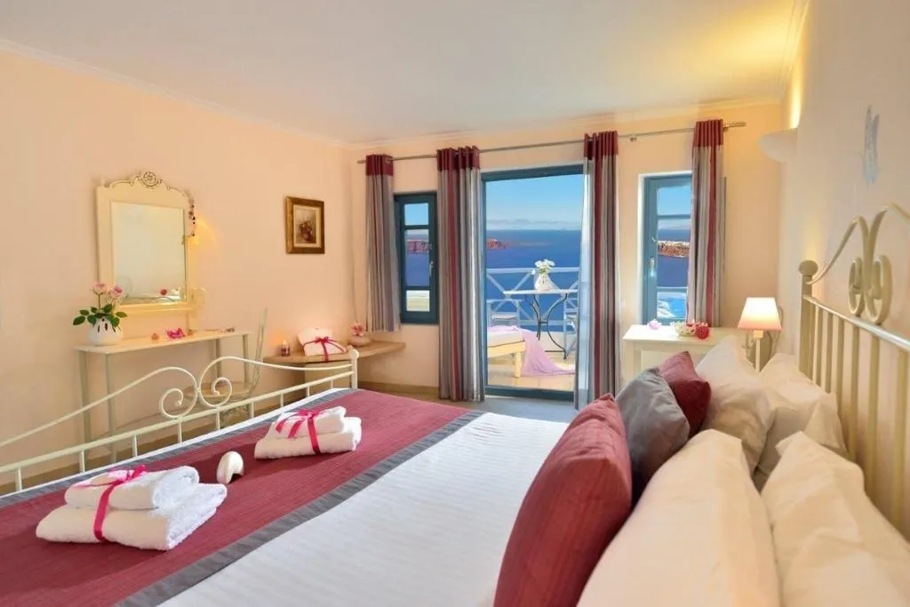 DOUBLE QUEEN SIZE BED Room, Absolute Bliss Imerovigli Suites, Santorini