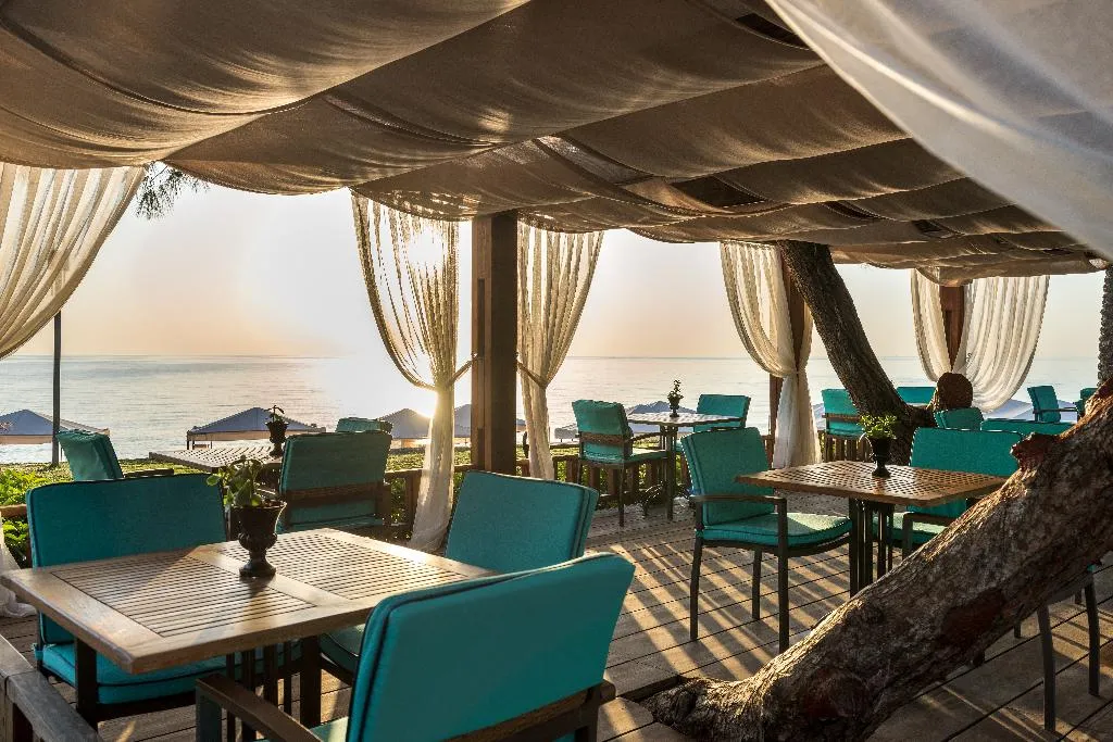 Beach, TUI Magic Life Rixos Beldibi +16, Antalya