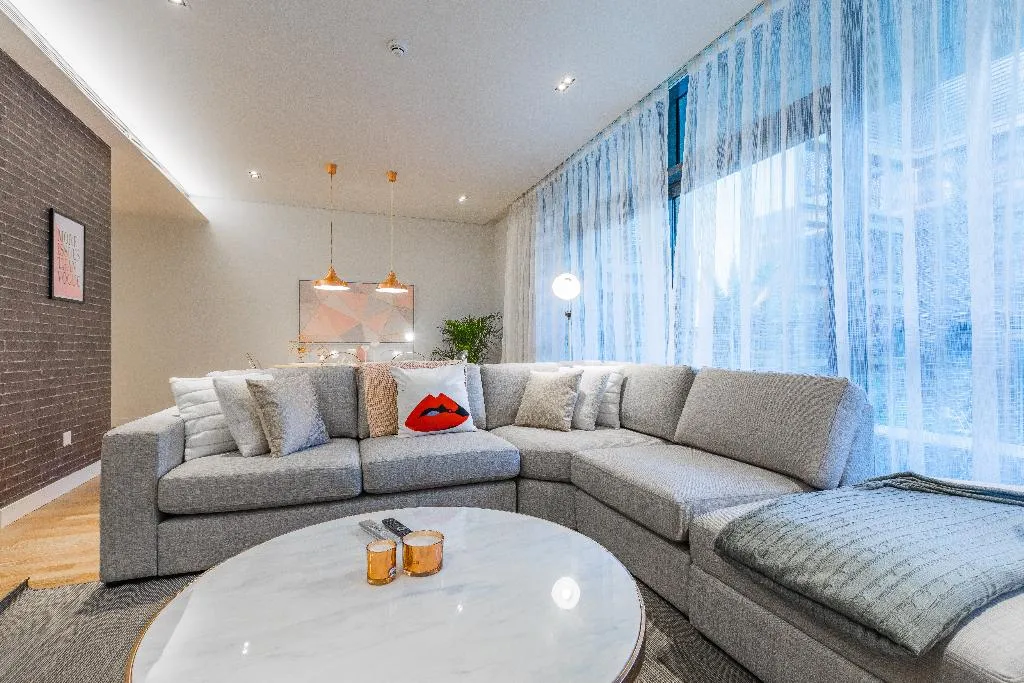 APARTMENT TWO BEDROOMS WITH AIR CONDITIONING Room, FAM Living - City Walk, Dubai