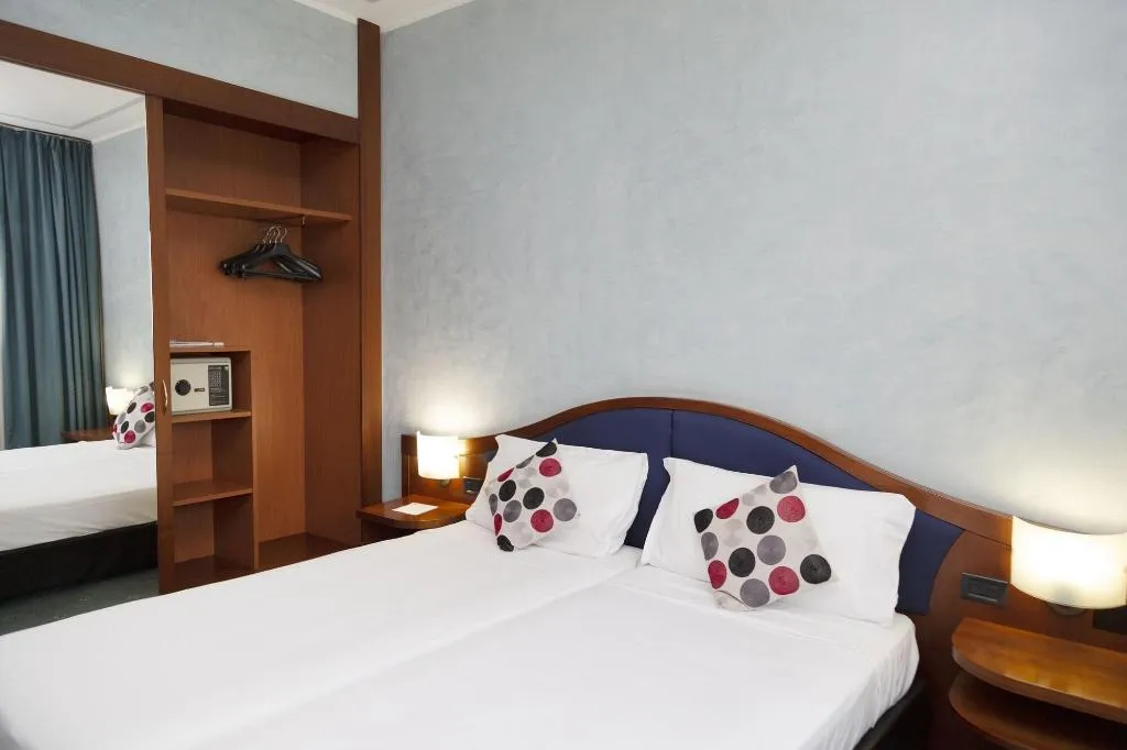Room, iH Hotels Milano Blu Visconti, Milan
