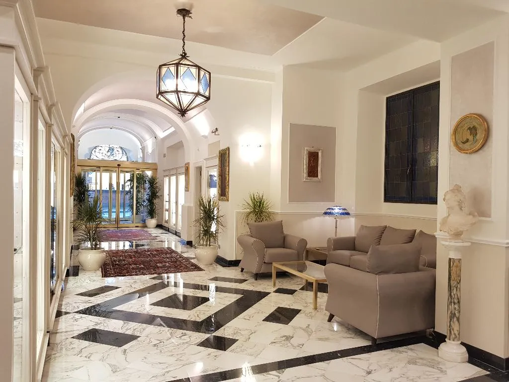 Lobby, Berchielli, Florence