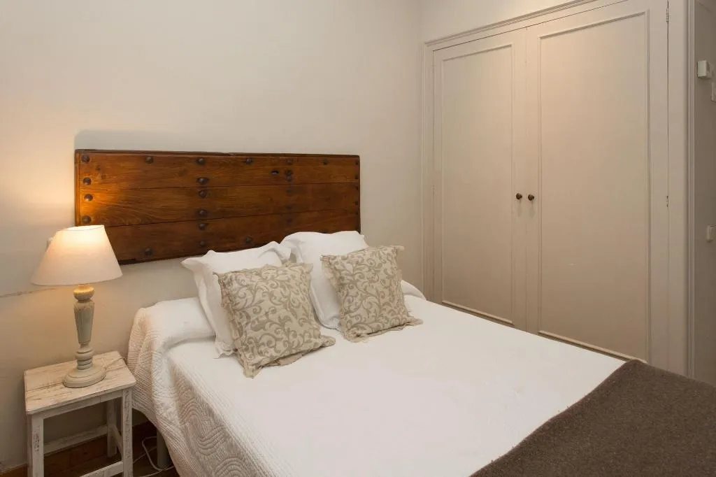 Room, Hostal De La Plaça, Barcelona