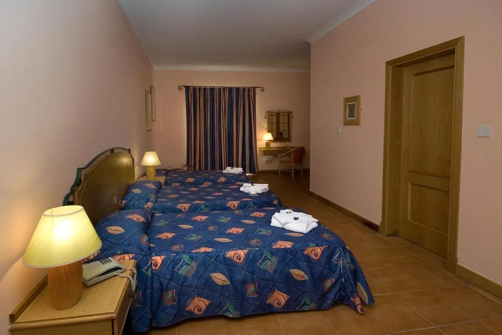 QUADRUPLE WITH BALCONY Room, Soreda Hotel, Malta