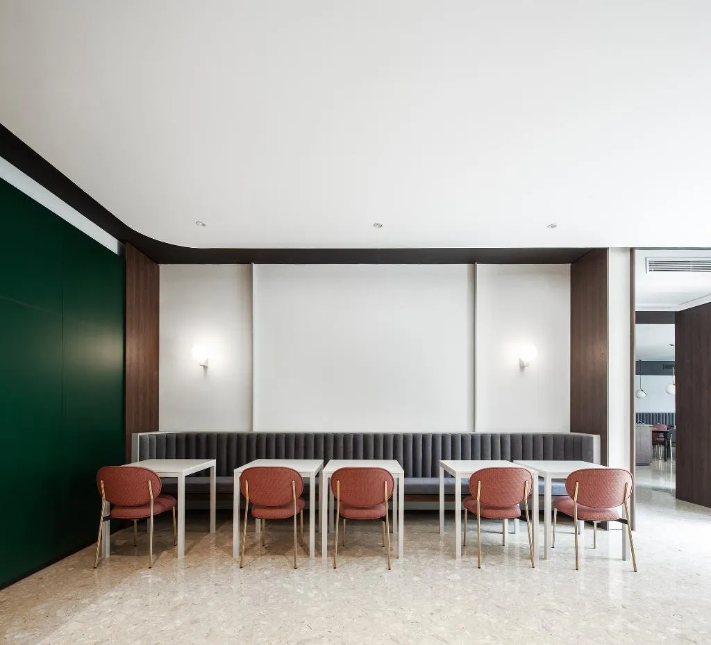 Bar, Il Palazzin, Malta