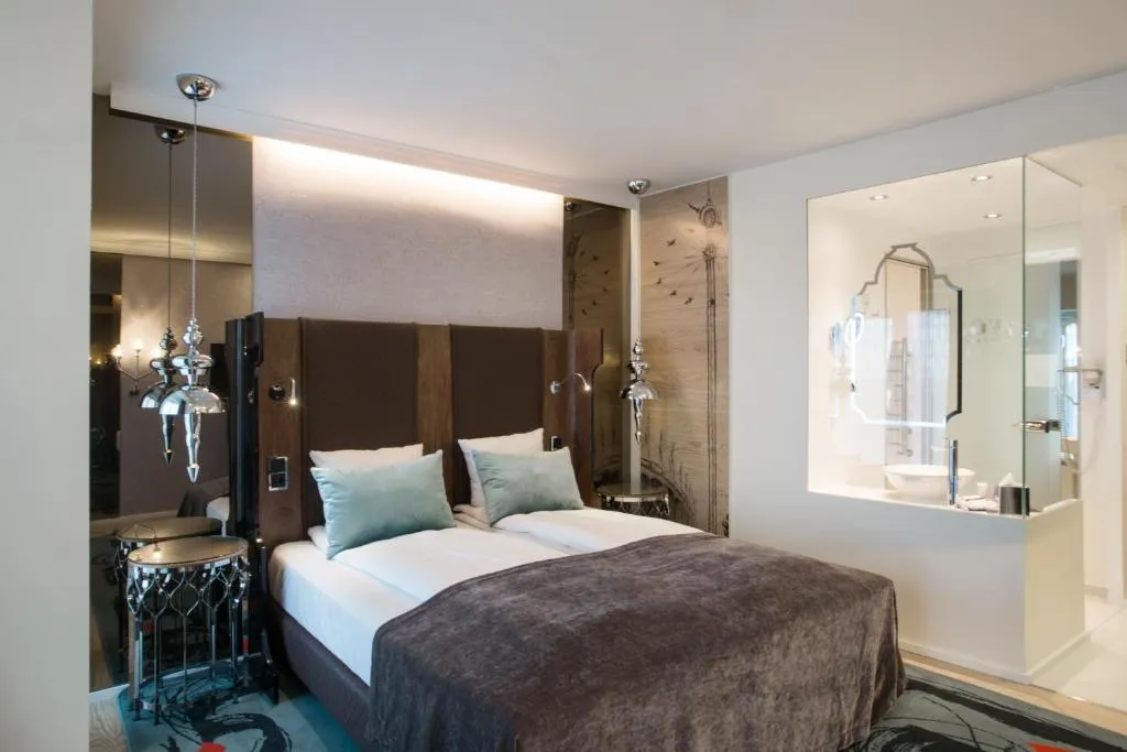 DOUBLE DELUXE KING BED Room, Tivoli Hotel, Copenhagen