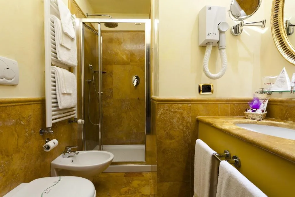 DOUBLE SUPERIOR Room, Al Codega, Venice