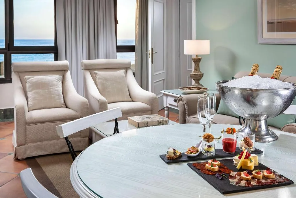 SUITE Presidential Room, Palacio de Sancti Petri Gran Melia, Costa De La Luz