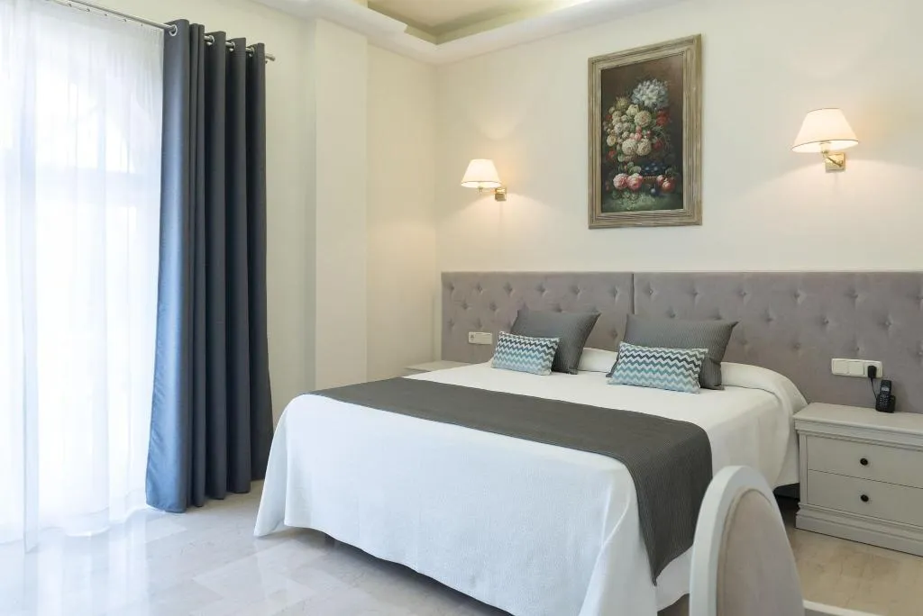 Room, Grand Hotel Palladium, Ibiza