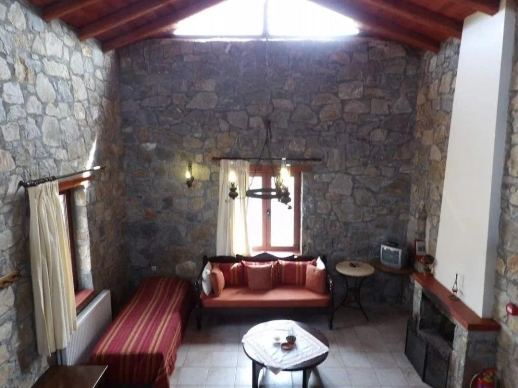 Room, Arodamos Traditional Houses, Crete