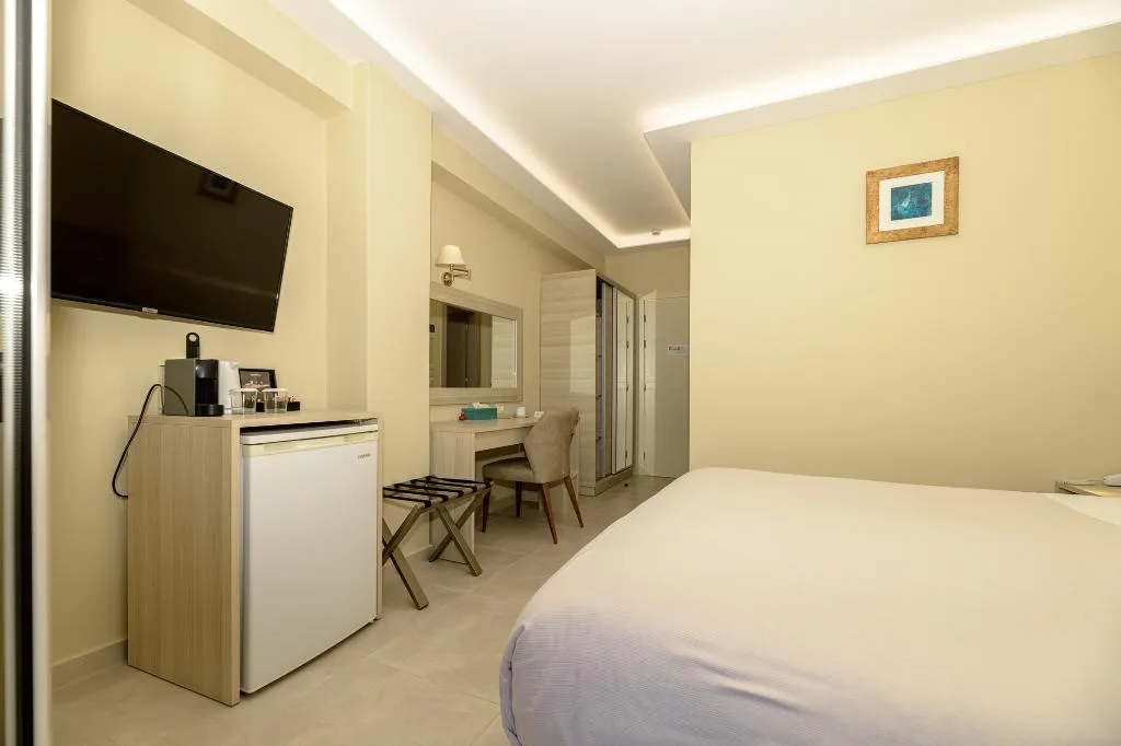 TWIN SIDE SEA VIEW WITH BALCONY Room, Iakinthos, Tsilivi Beach, Zante